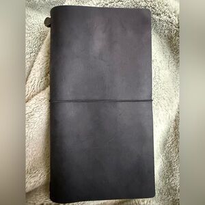 Traveler’s Company Standard Black